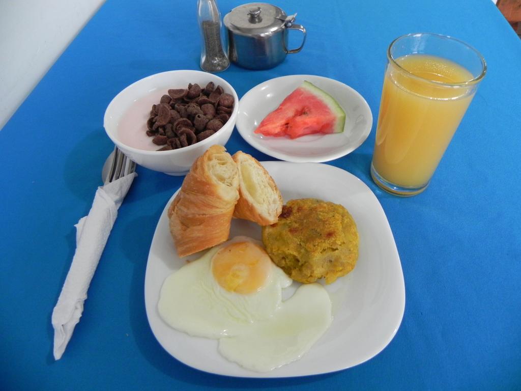 Hotel Galapagos Paradise Puerto Ayora  Exteriör bild