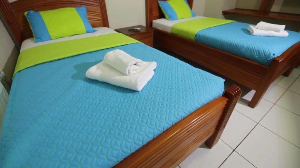 Hotel Galapagos Paradise Puerto Ayora  Exteriör bild
